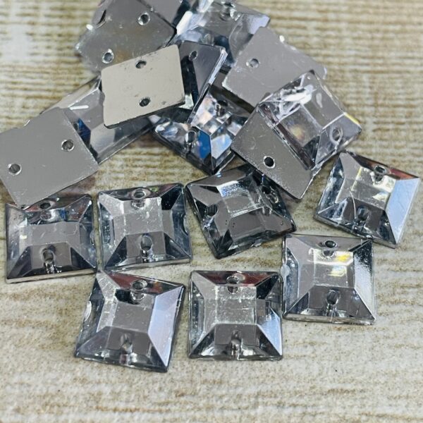 Gemas Cudadrada Cristal 10 mm 17685