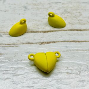 Dije Corazón Imán 16649 amarillo