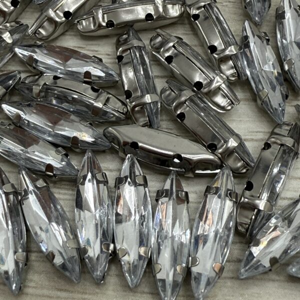 Gema Navette cristal- 4 x 15 mm 17668