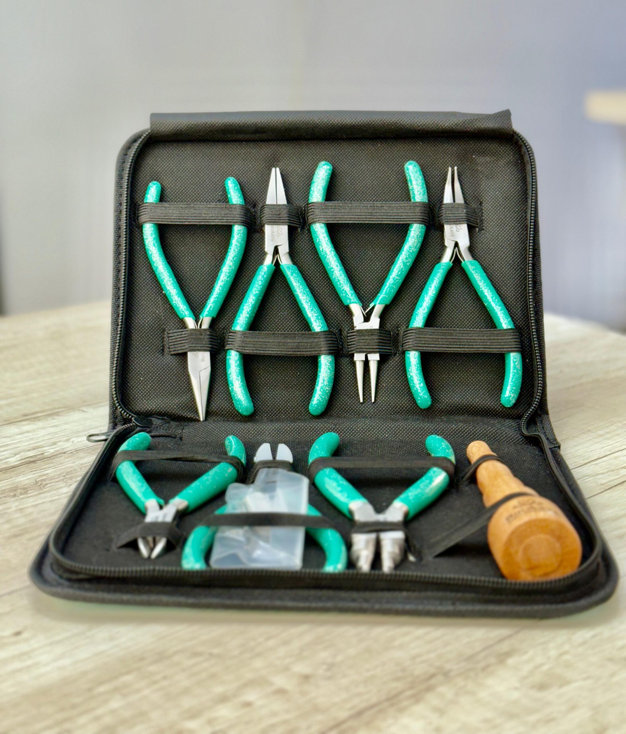 KIT GRANDE 8 HERRAMIENTAS BIJOU 17222