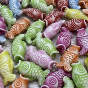 Cuentas Pez líneas colores 19070